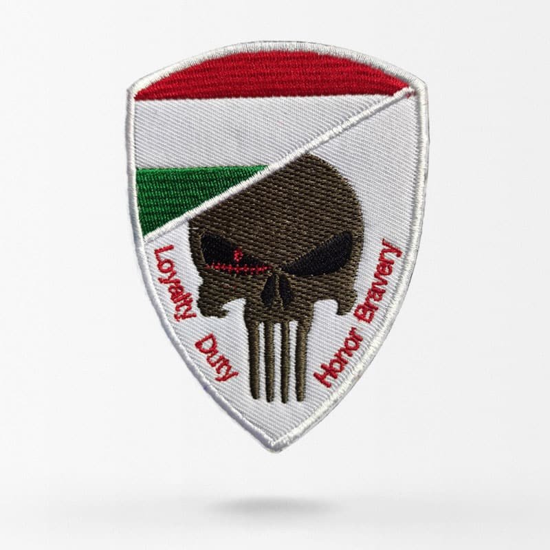 Naszywka czaszka z flagą Węgier