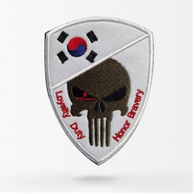 Naszywka z czaszką i flagą Korei