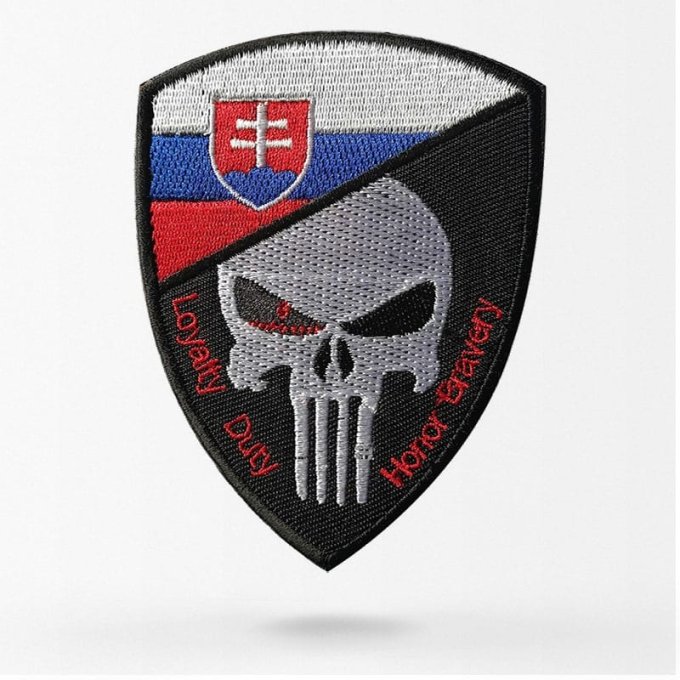 Naszywka czaszka z flagą Słowacji