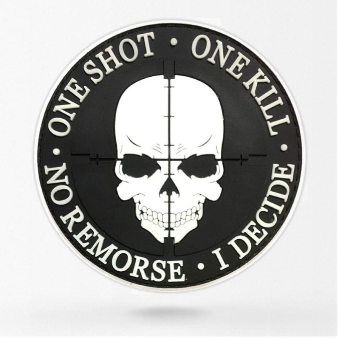 Naszywka One Shot One Kill z czaszką - obrazek 2