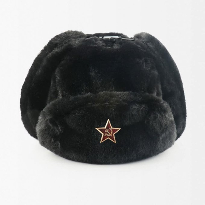 Radziecka futrzana czapka uszatka