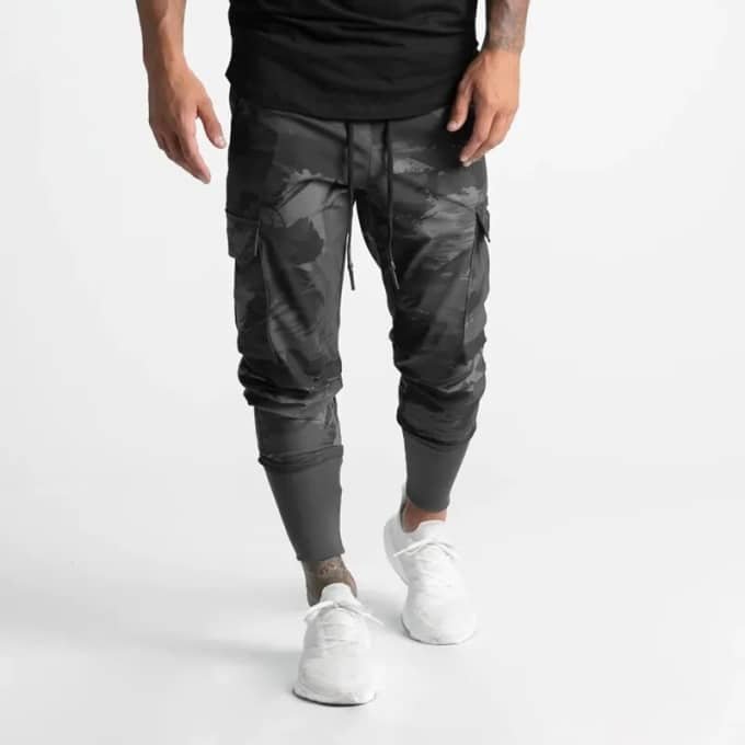Czarne spodnie dresowe moro Sportline