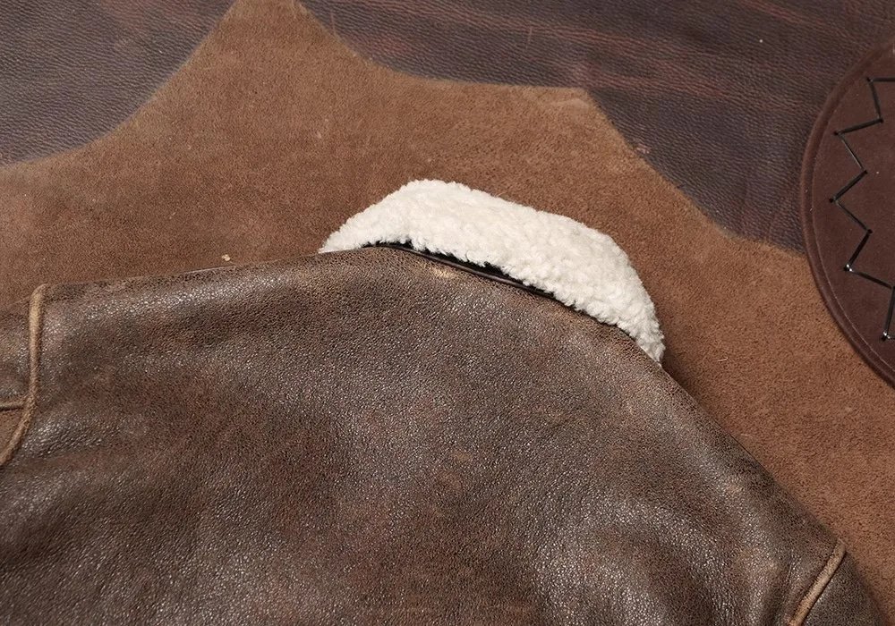 Brązowa skórzana kurtka lotnicza A-2 - obrazek 3