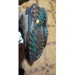 Zamszowe buty trekkingowe Hikeup szare photo review