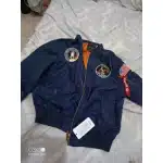 Kurtka bomberka MA-1 Apollo photo review