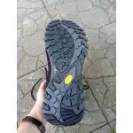 Czarne wodoodporne zamszowe buty trekkingowe photo review