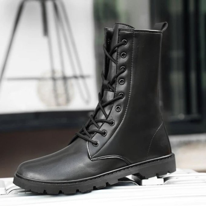 Skórzane buty wojskowe