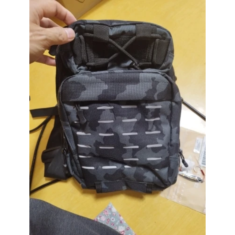 Średnia taktyczna torba typu sling Laser Cut MOLLE photo review