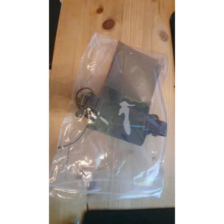 Uchwyt na radiotelefon do kamizelki taktycznej photo review