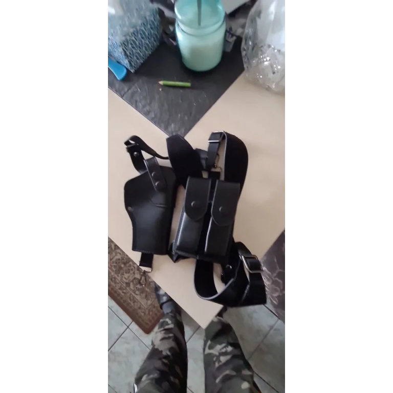 Skórzana kabura podramienna photo review