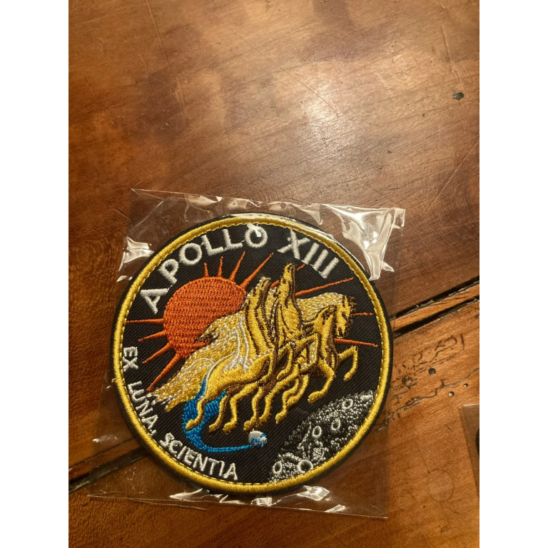 Naszywka Apollo XIII photo review